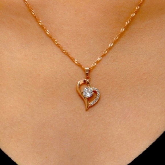 18k Gold Plated Heart & Faux Diamond Necklace in Rose Gold - Picture 2 of 5